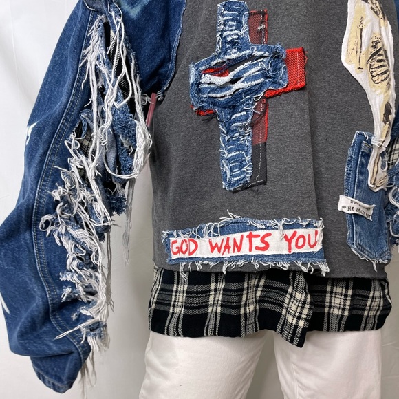 Custom 1 of 1 Handmade Faith-Based “God Wants You” Crewneck - Picture 4 of 6